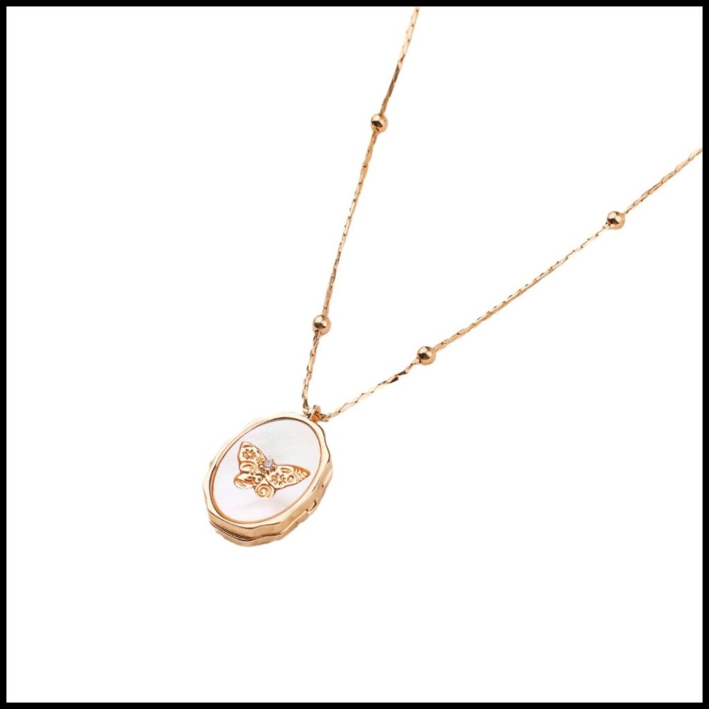 Gold-Plated Seashell Locket Necklace Elegant Clavicle Chain Zircon Accents